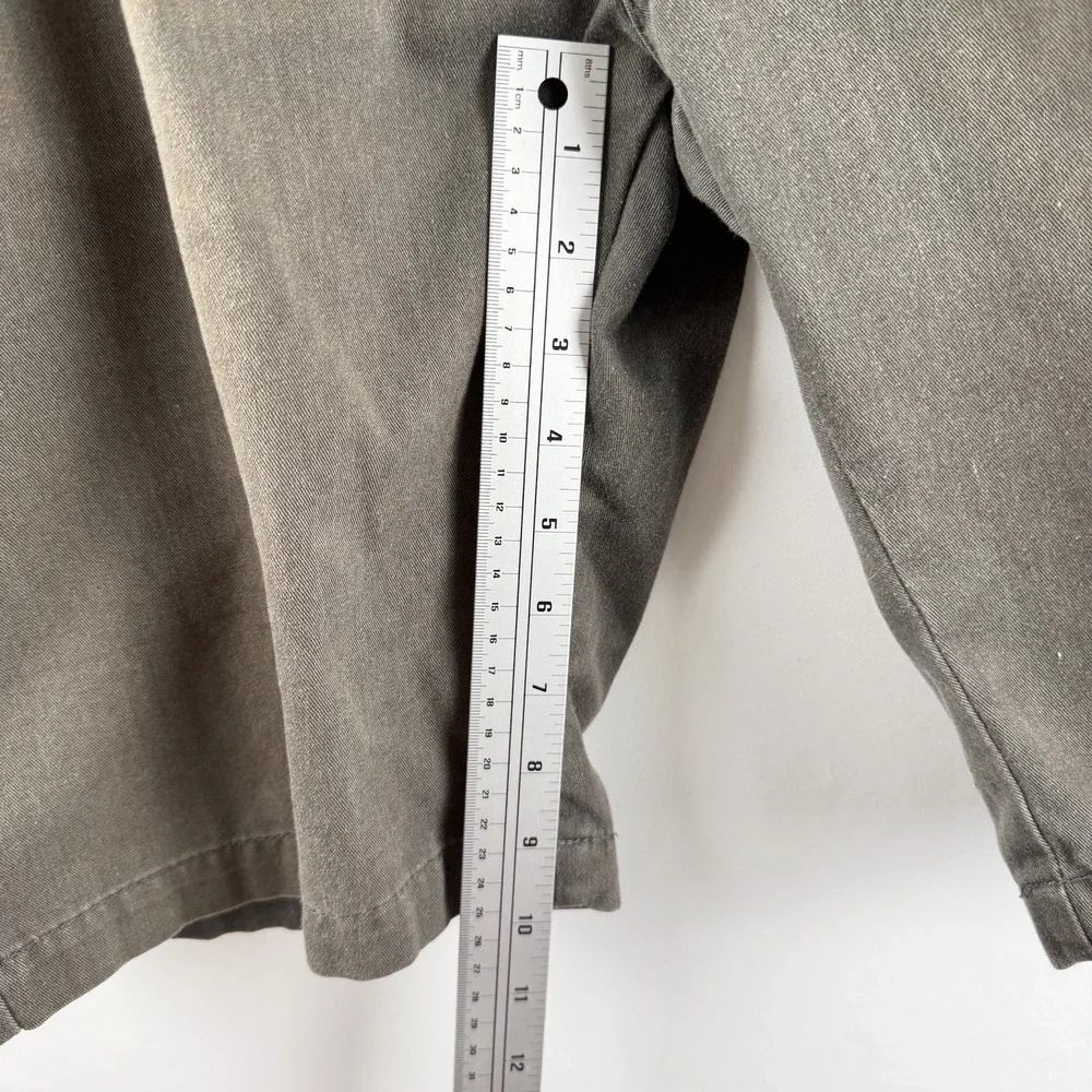 Volcom Shorts Mens Gray Corpo Class Chino Flat Front Skate Cotton Poly Sz‎ 36